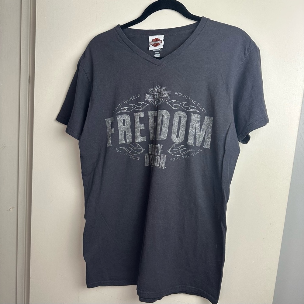 Harley Davidson Grey “Freedom HD” Orlando 2014 V-Neck Short Sleeve‎ T-Shirt M